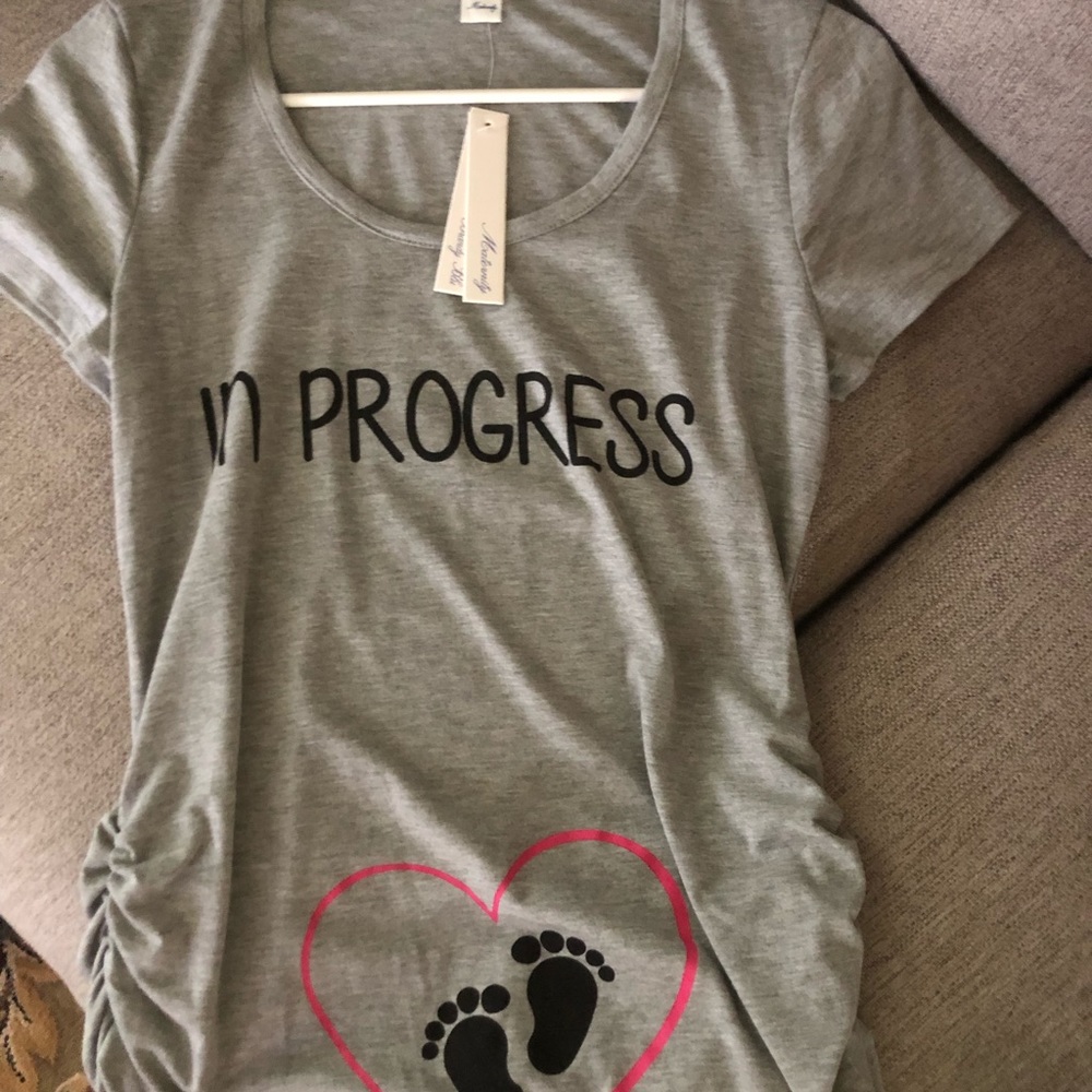 Cute maternity shirt